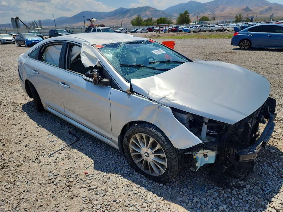 Продажа на аукционе авто 2015 Hyundai Sonata, vin: 5NPE34AF2FH132535, номер лота: 63208876