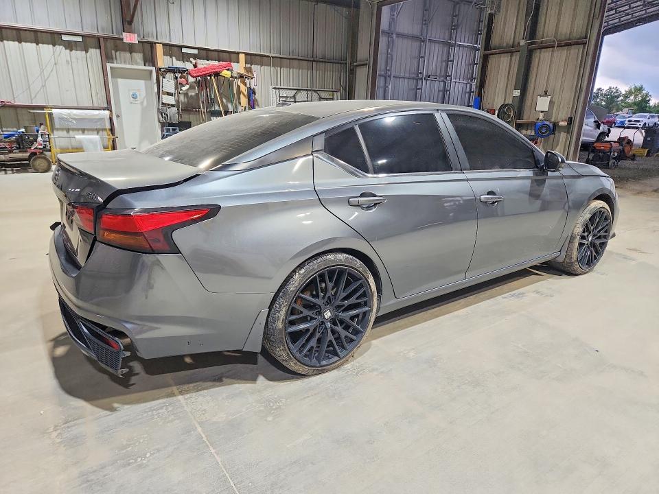 2019 Nissan Altima მანქანა იყიდება აუქციონზე, vin: 1N4BL4CV8KC236983, აუქციონის ნომერი: 60110346