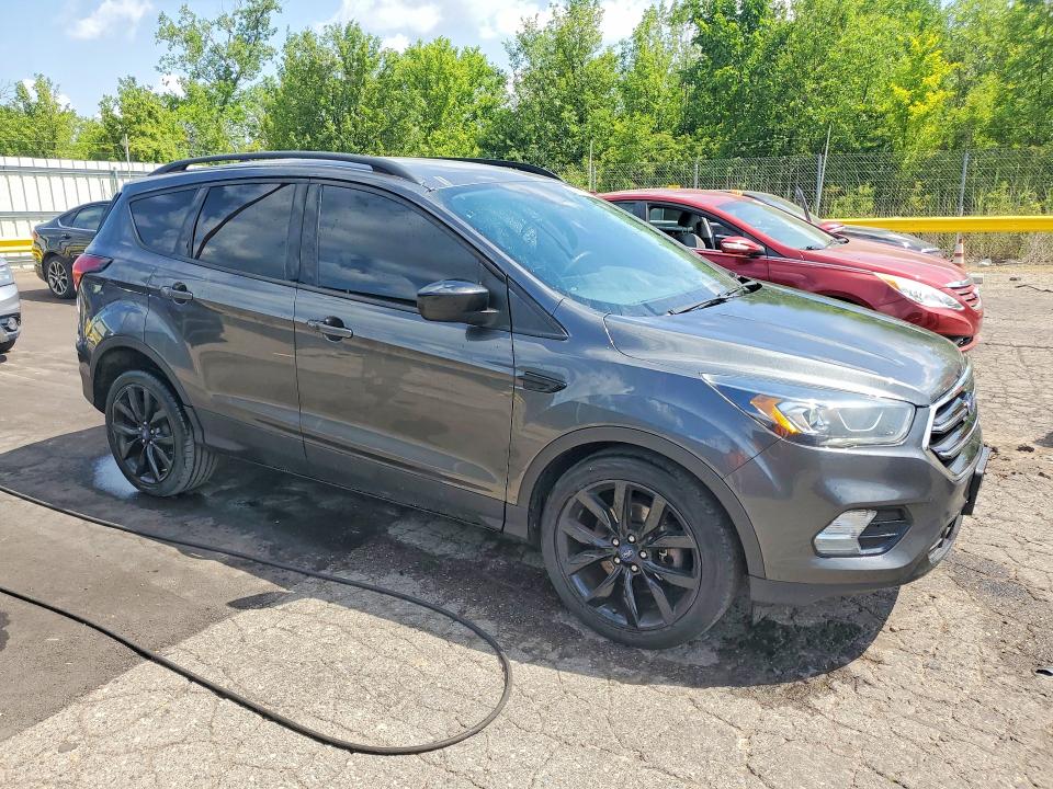 Продаж на аукціоні авто 2019 Ford Escape, vin: 1FMCU9GD8KUB19288, номер лоту: 59639496