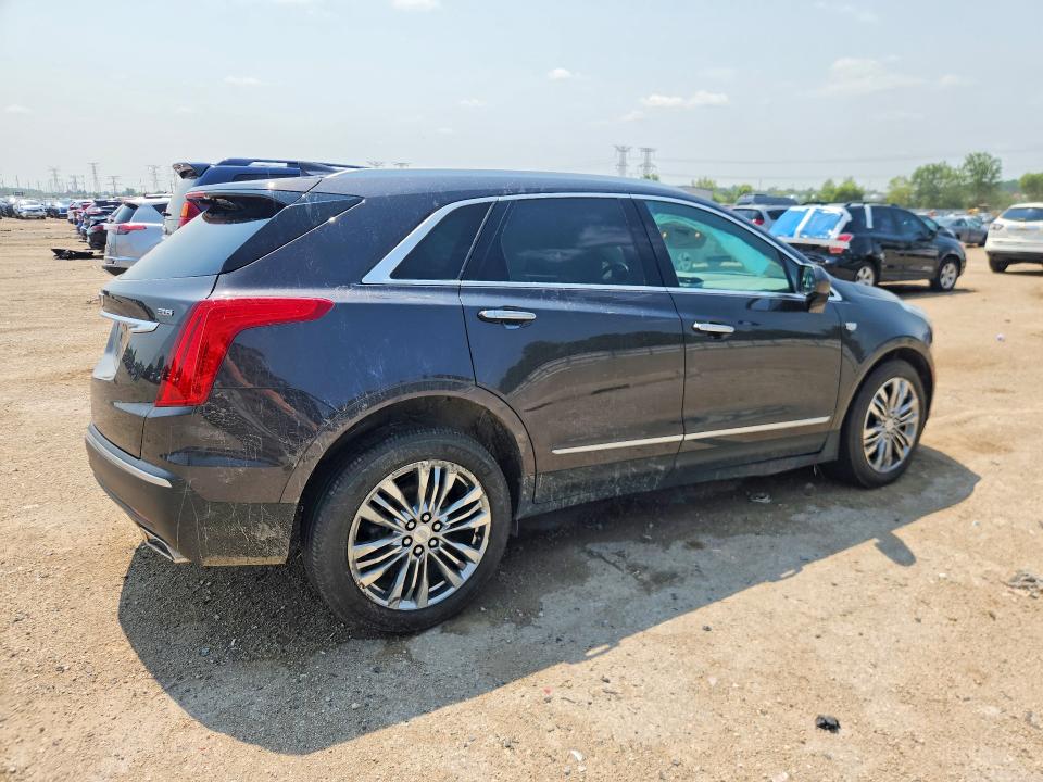 62955026 :رقم المزاد ، 1GYKNERS4HZ131378 vin ، 2017 Cadillac Xt5 مزاد بيع