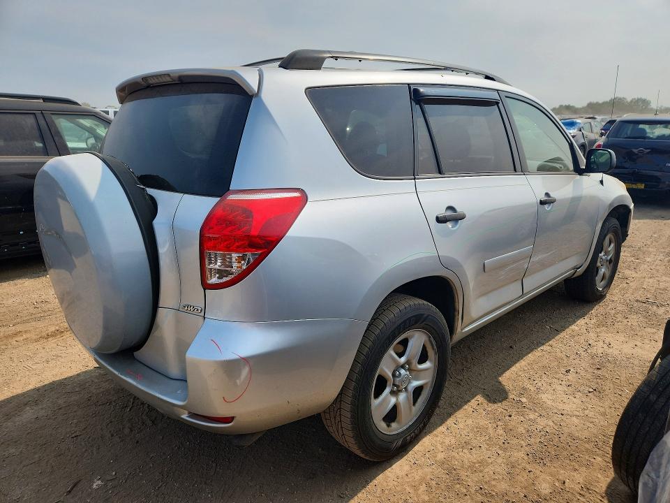 2006 Toyota Rav4 მანქანა იყიდება აუქციონზე, vin: JTMBD35V265049117, აუქციონის ნომერი: 62321016