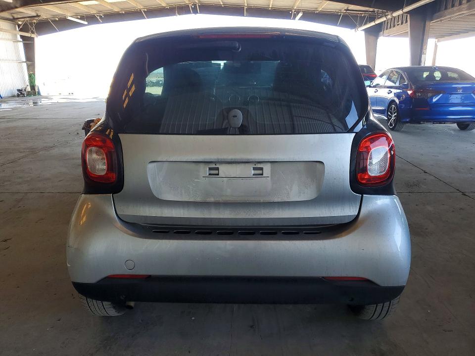 Aukcja sprzedaży 2016 Smart Fortwo, vin: WMEFJ5DA5GK048147, numer aukcji: 61197806