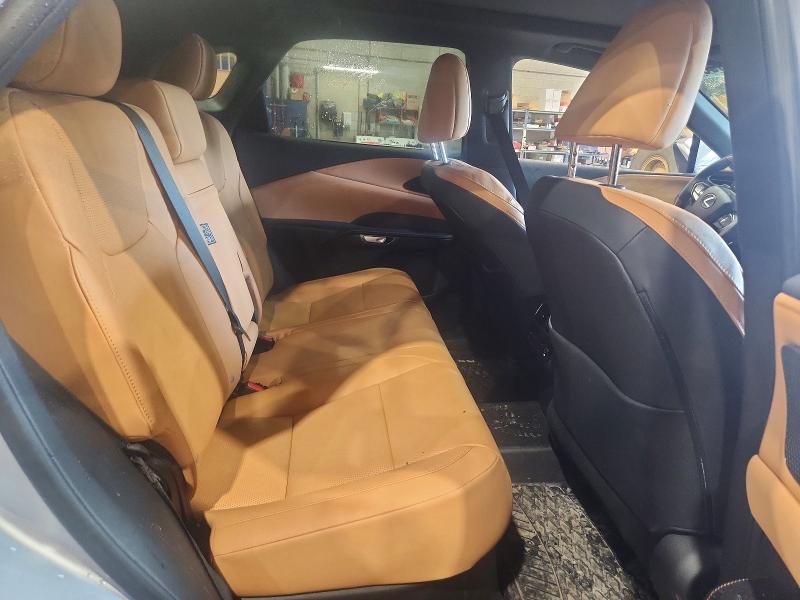 Продажа на аукционе авто 2024 Lexus Rx, vin: 2T2BAMCA9RC083962, номер лота: 61925846