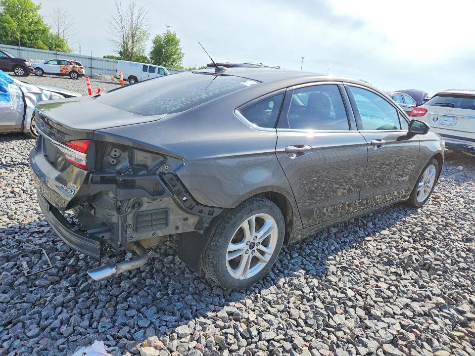 Продаж на аукціоні авто 2018 Ford Fusion, vin: 3FA6P0LU7JR274534, номер лоту: 55003626