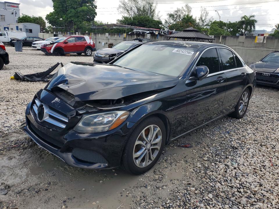 2017 Mercedes-benz C მანქანა იყიდება აუქციონზე, vin: 55SWF4JB3HU200026, აუქციონის ნომერი: 60242296
