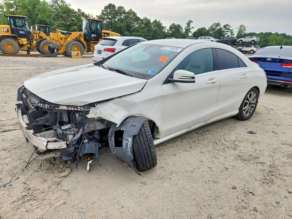 61776526 :رقم المزاد ، WDDSJ4EB6GN357564 vin ، 2016 Mercedes-benz Cla مزاد بيع