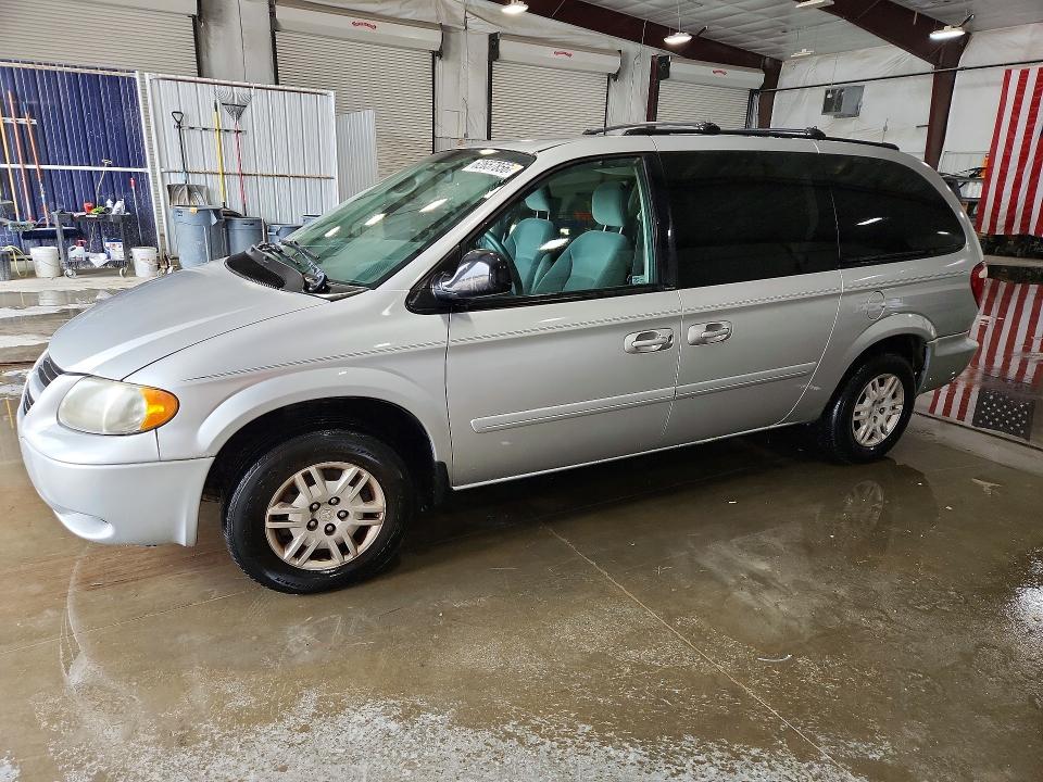 62657856 :رقم المزاد ، 2D4GP24R15R268957 vin ، 2005 Dodge Grand Caravan مزاد بيع