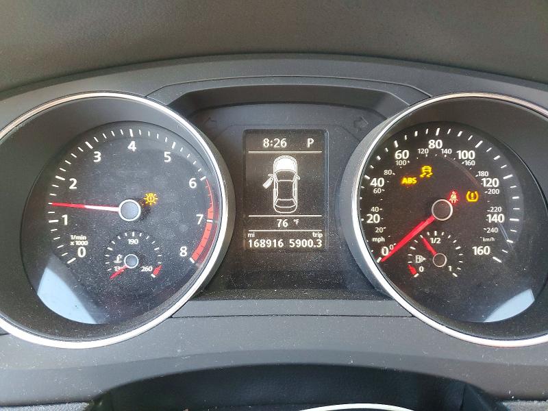 60226306 :رقم المزاد ، 3VWDB7AJ3HM261818 vin ، 2017 Volkswagen Jetta مزاد بيع