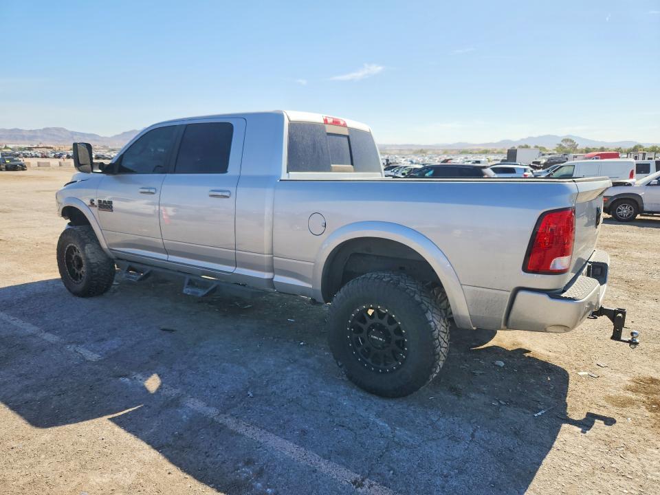 63037466 :رقم المزاد ، 3C6UR5ML4JG307409 vin ، 2018 Ram 2500 مزاد بيع