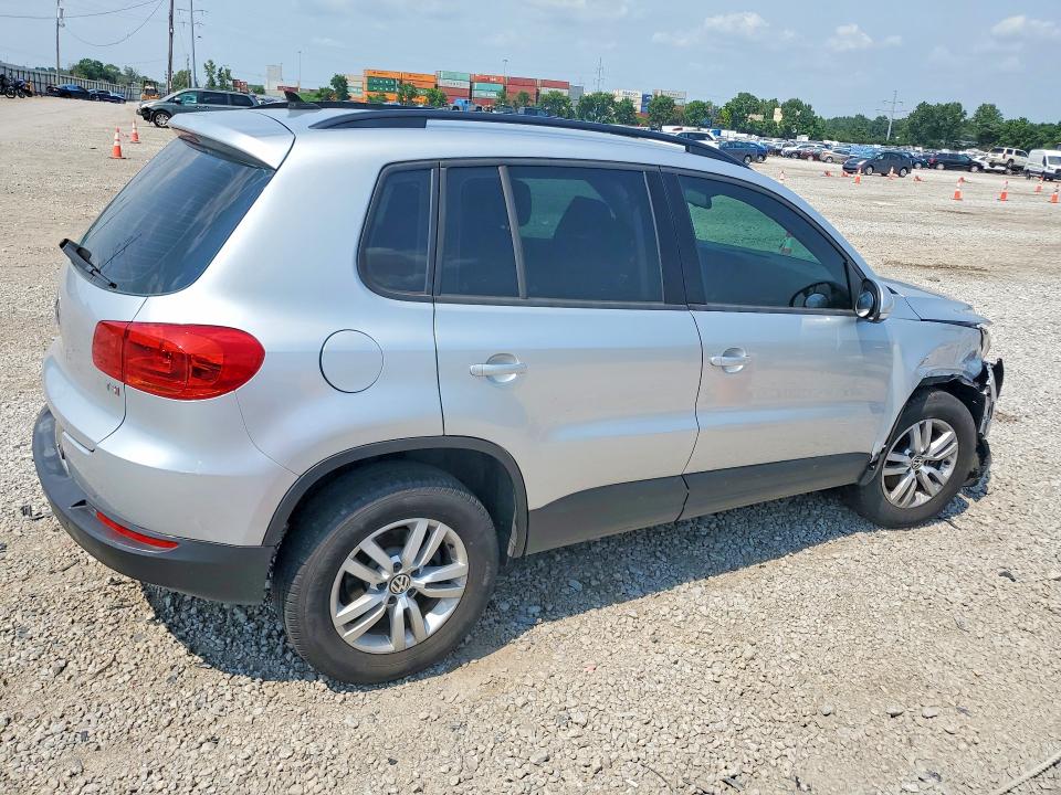 59959246 :رقم المزاد ، WVGAV7AX0HK026555 vin ، 2017 Volkswagen Tiguan مزاد بيع