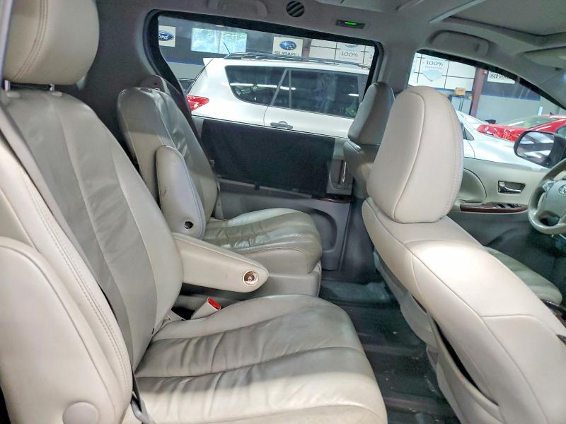 Aukcja sprzedaży 2011 Toyota Sienna, vin: 5TDDK3DC0BS019018, numer aukcji: 63382846