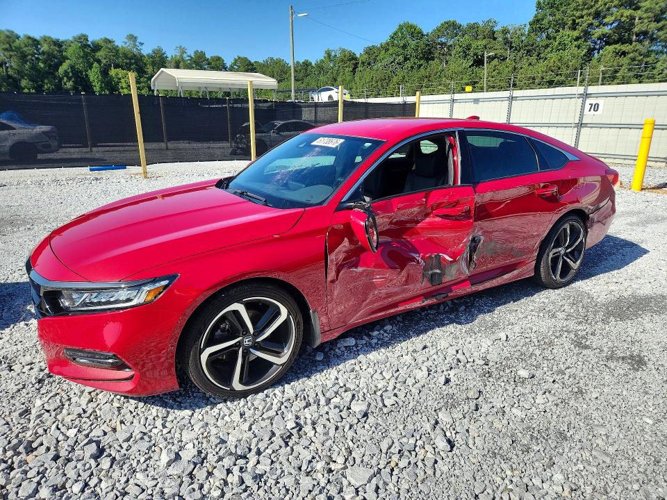 61738676 :رقم المزاد ، 1HGCV1F30LA120905 vin ، 2020 Honda Accord مزاد بيع
