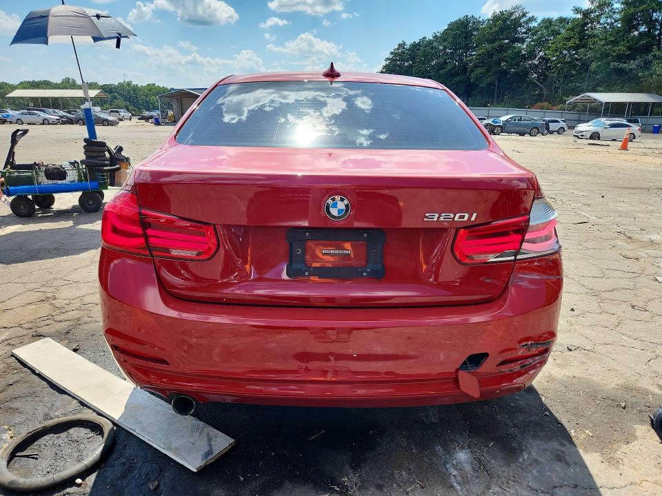 2016 Bmw 320 მანქანა იყიდება აუქციონზე, vin: WBA8E1G5XGNU11573, აუქციონის ნომერი: 59858406