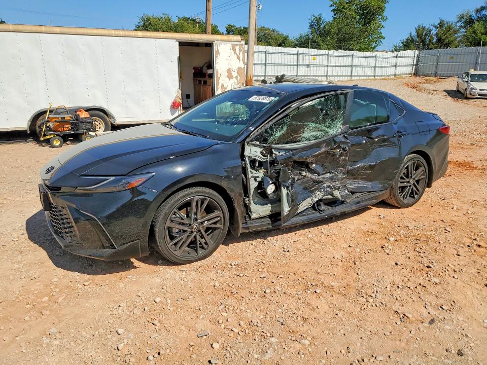2026 Toyota Camry მანქანა იყიდება აუქციონზე, vin: 4T1DAACK7TU211951, აუქციონის ნომერი: 62828876