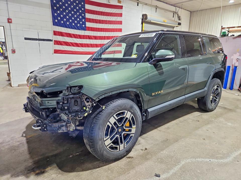 Продажа на аукционе авто 2022 Rivian R1s, vin: 7PDSGABL9NN002253, номер лота: 62059066