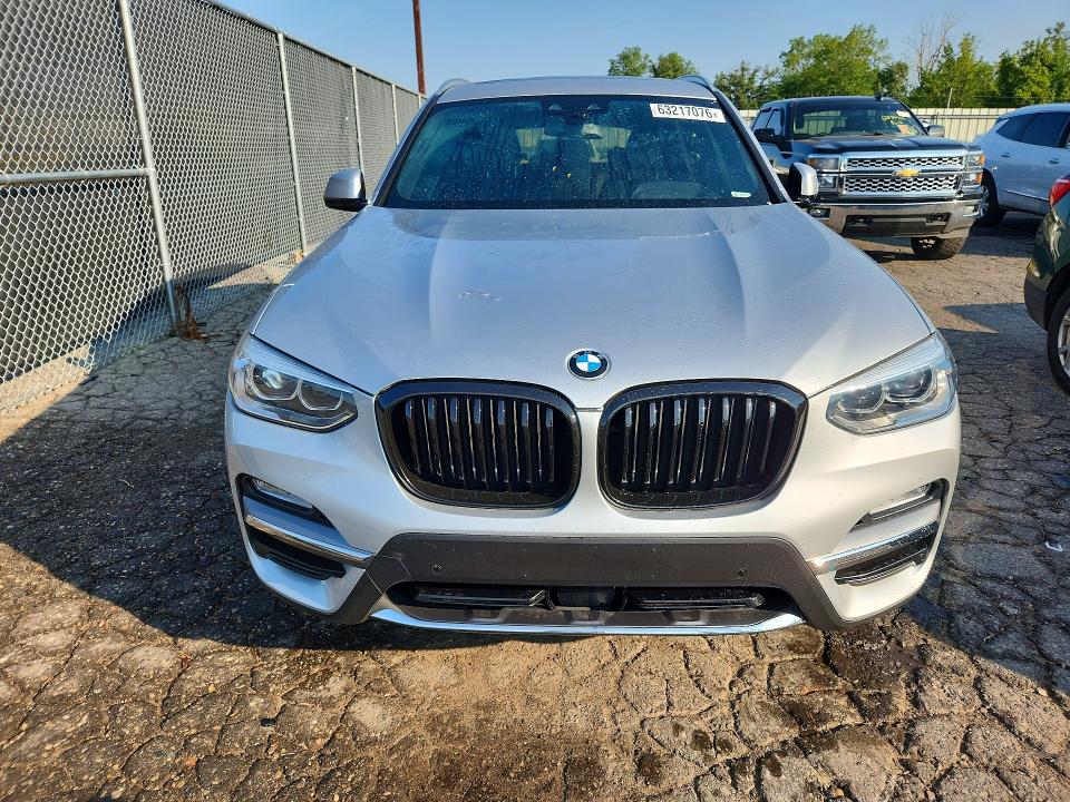 63217076 :رقم المزاد ، 5UXTR9C55JLC83687 vin ، 2018 Bmw X3 مزاد بيع