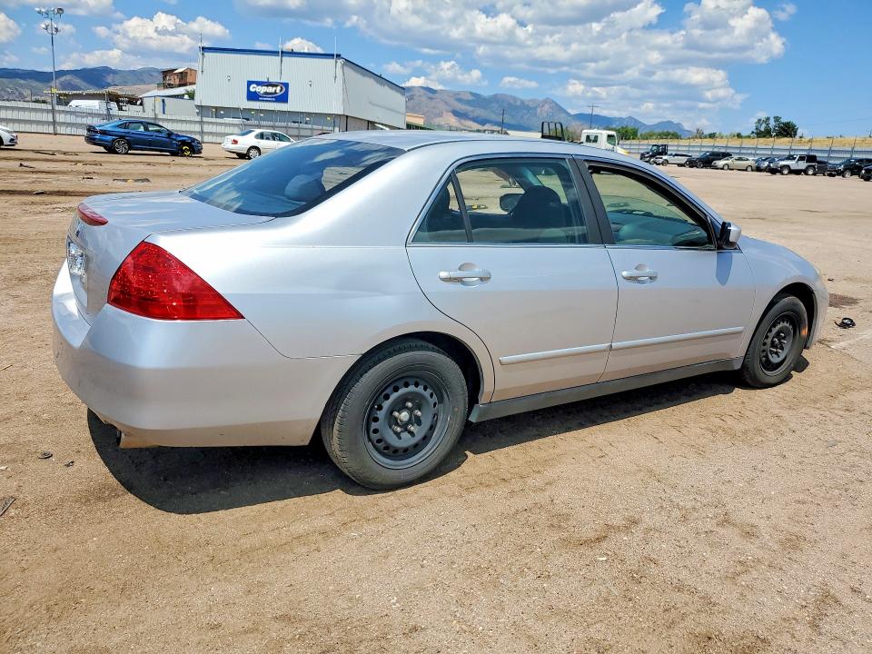 62693186 :رقم المزاد ، 1HGCM55406A173502 vin ، 2006 Honda Accord مزاد بيع