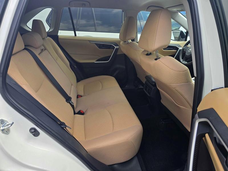 2022 Toyota Rav4 მანქანა იყიდება აუქციონზე, vin: 2T3H1RFV0NC207497, აუქციონის ნომერი: 63167806