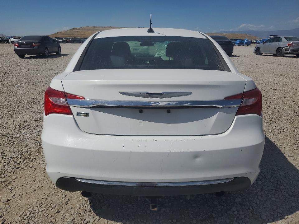 Продажа на аукционе авто 2014 Chrysler 200, vin: 1C3CCBBG9EN114328, номер лота: 60818576