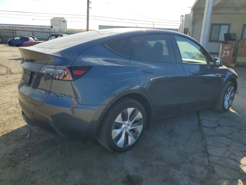 Продажа на аукционе авто 2023 Tesla Model Y, vin: 7SAYGDEE3PF909584, номер лота: 61197826