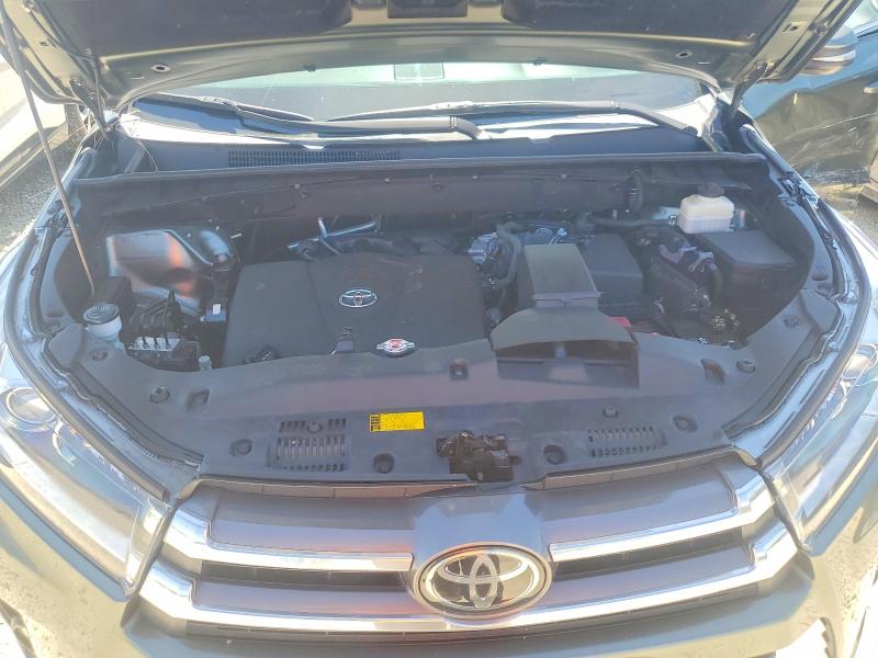 2018 Toyota Highlander მანქანა იყიდება აუქციონზე, vin: 5TDDZRFH2JS862580, აუქციონის ნომერი: 61322236