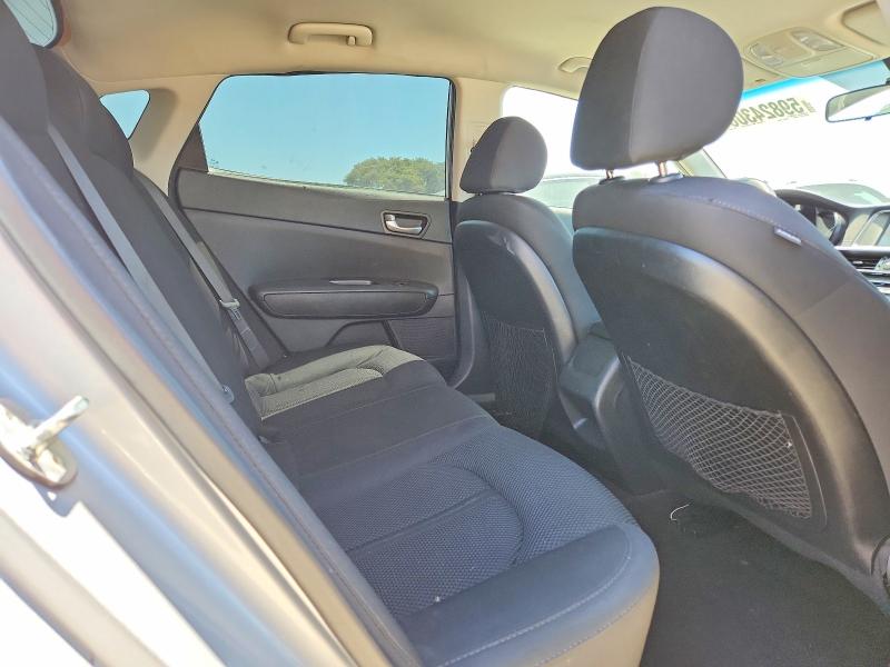 2019 Kia Optima მანქანა იყიდება აუქციონზე, vin: 5XXGT4L37KG326950, აუქციონის ნომერი: 59824306