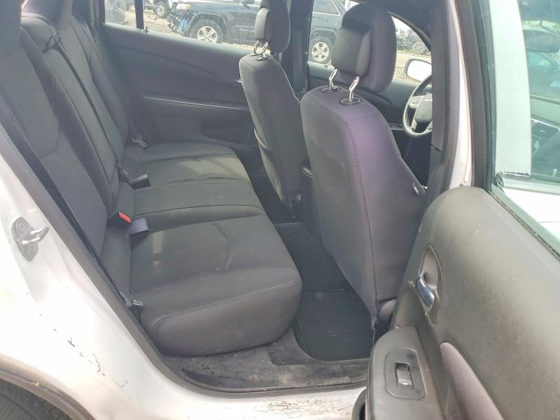 60445216 :رقم المزاد ، 1C3CCBBG7EN120144 vin ، 2014 Chrysler 200 مزاد بيع