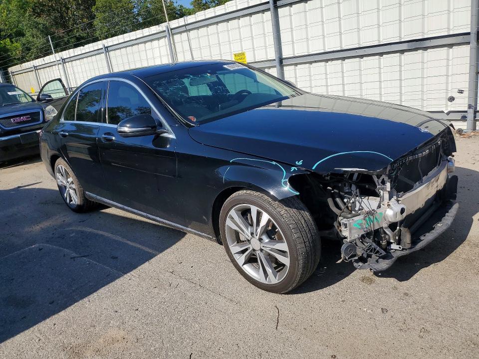 60418456 :رقم المزاد ، 55SWF4JB1GU104099 vin ، 2016 Mercedes-benz C مزاد بيع