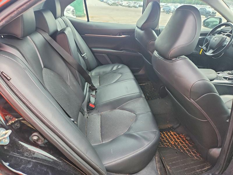 61116176 :رقم المزاد ، 4T1K61AK8LU995262 vin ، 2020 Toyota Camry مزاد بيع