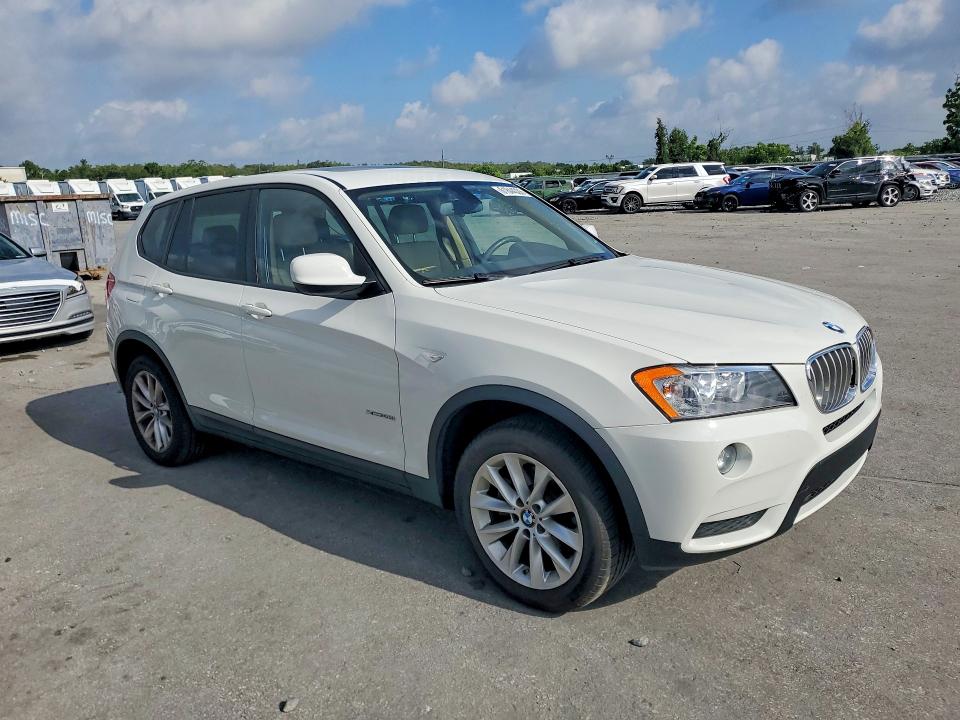 61844026 :رقم المزاد ، 5UXWX9C50D0A20936 vin ، 2013 Bmw X3 مزاد بيع