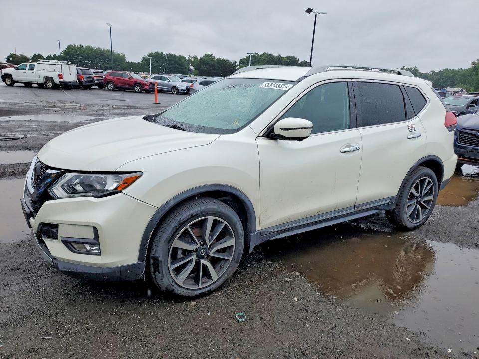 73344305 :رقم المزاد ، 5N1AT2MV8KC770859 vin ، 2019 Nissan Rogue مزاد بيع