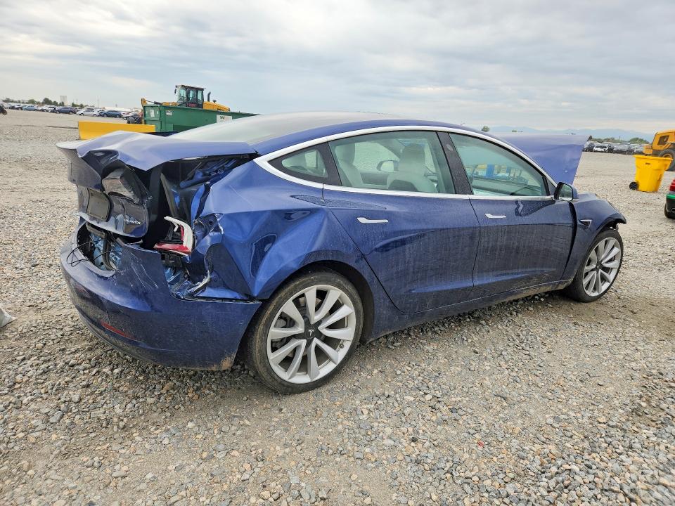 62783066 :رقم المزاد ، 5YJ3E1EB7LF783337 vin ، 2020 Tesla Model 3 مزاد بيع