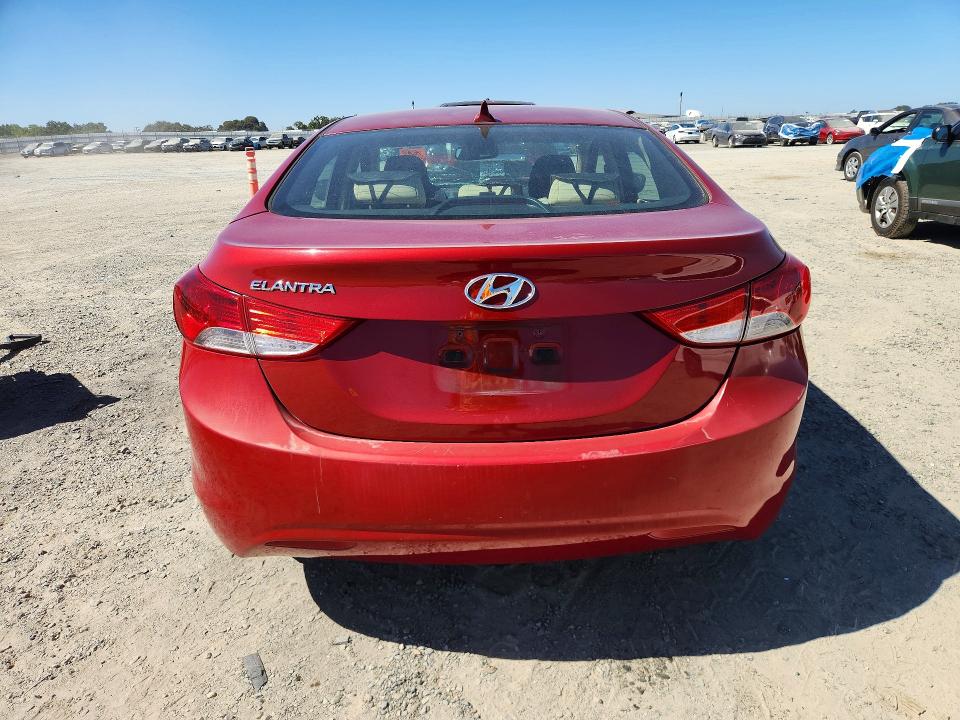 2013 Hyundai Elantra მანქანა იყიდება აუქციონზე, vin: KMHDH4AE5DU512276, აუქციონის ნომერი: 60880476