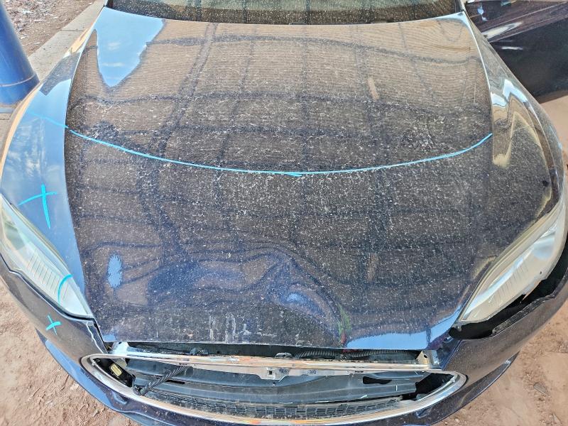 2013 Tesla Model S მანქანა იყიდება აუქციონზე, vin: 5YJSA1DP6DFP04598, აუქციონის ნომერი: 60368616