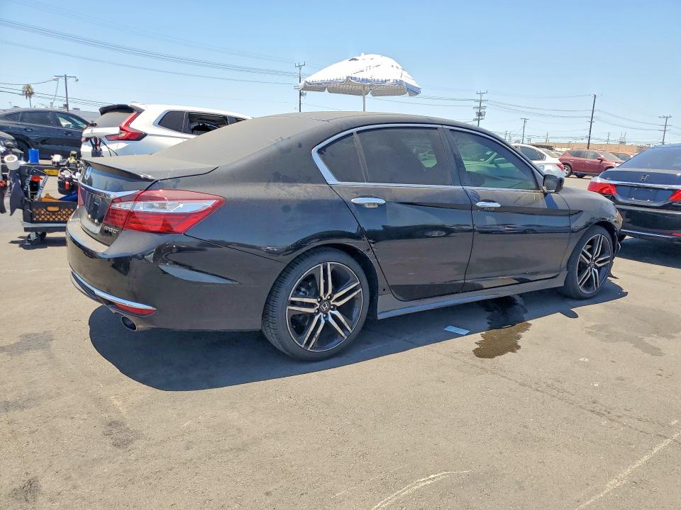 2017 Honda Accord მანქანა იყიდება აუქციონზე, vin: 1HGCR2F54HA055463, აუქციონის ნომერი: 61889346