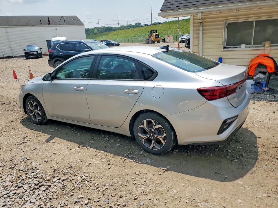 2020 Kia Forte მანქანა იყიდება აუქციონზე, vin: 3KPF24AD1LE176273, აუქციონის ნომერი: 63104286