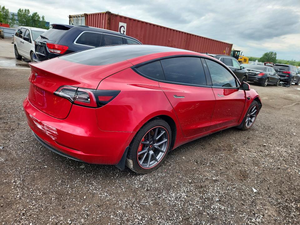 Продажа на аукционе авто 2021 Tesla Model 3, vin: 5YJ3E1EAXMF918268, номер лота: 60030836