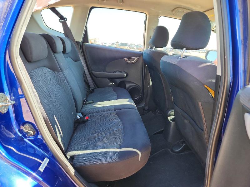 61202966 :رقم المزاد ، JHMGE8H46AC013694 vin ، 2010 Honda Fit مزاد بيع