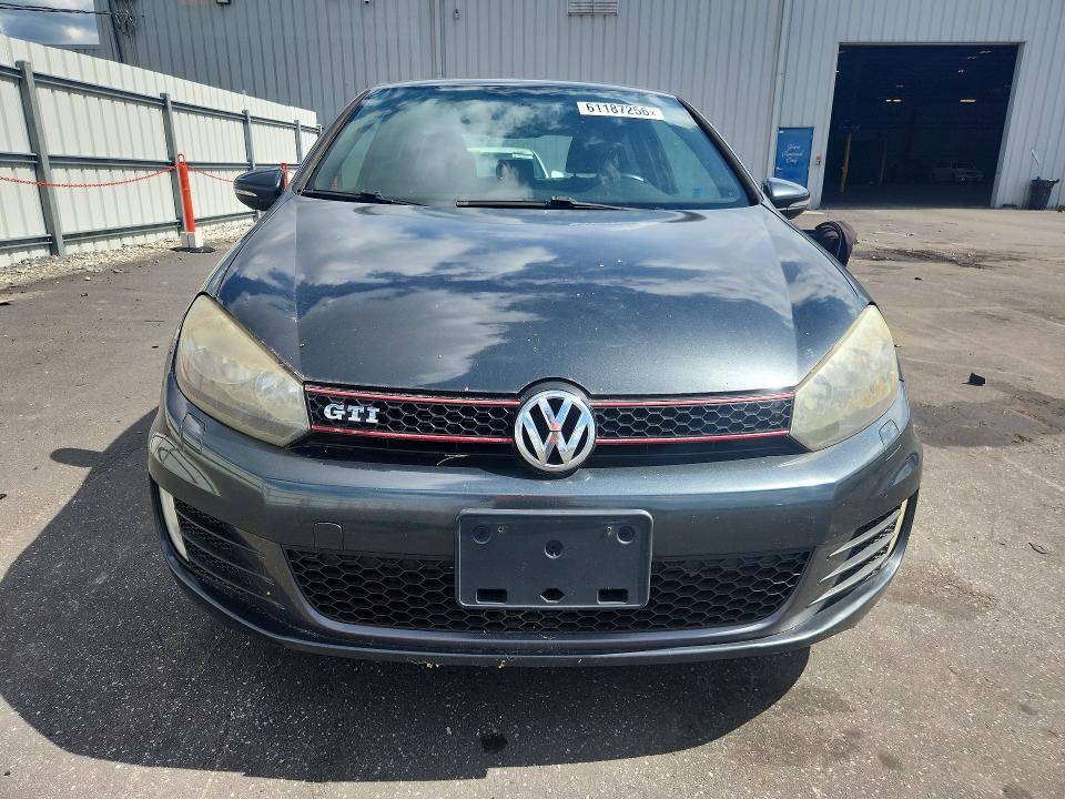 61187256 :رقم المزاد ، WVWFV7AJ2BW137517 vin ، 2011 Volkswagen Gti مزاد بيع