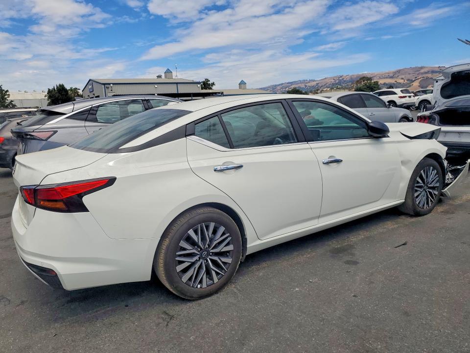 Продаж на аукціоні авто 2025 Nissan Altima, vin: 1N4BL4DV5SN363709, номер лоту: 61757266