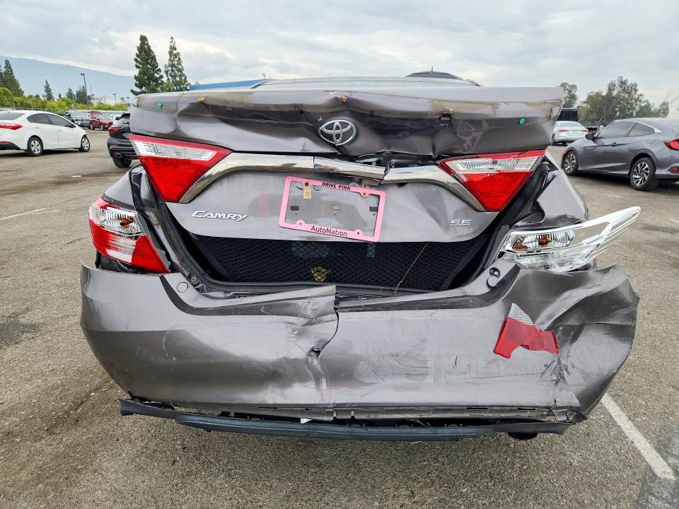 60837716 :رقم المزاد ، 4T1BF1FK9GU595161 vin ، 2016 Toyota Camry مزاد بيع