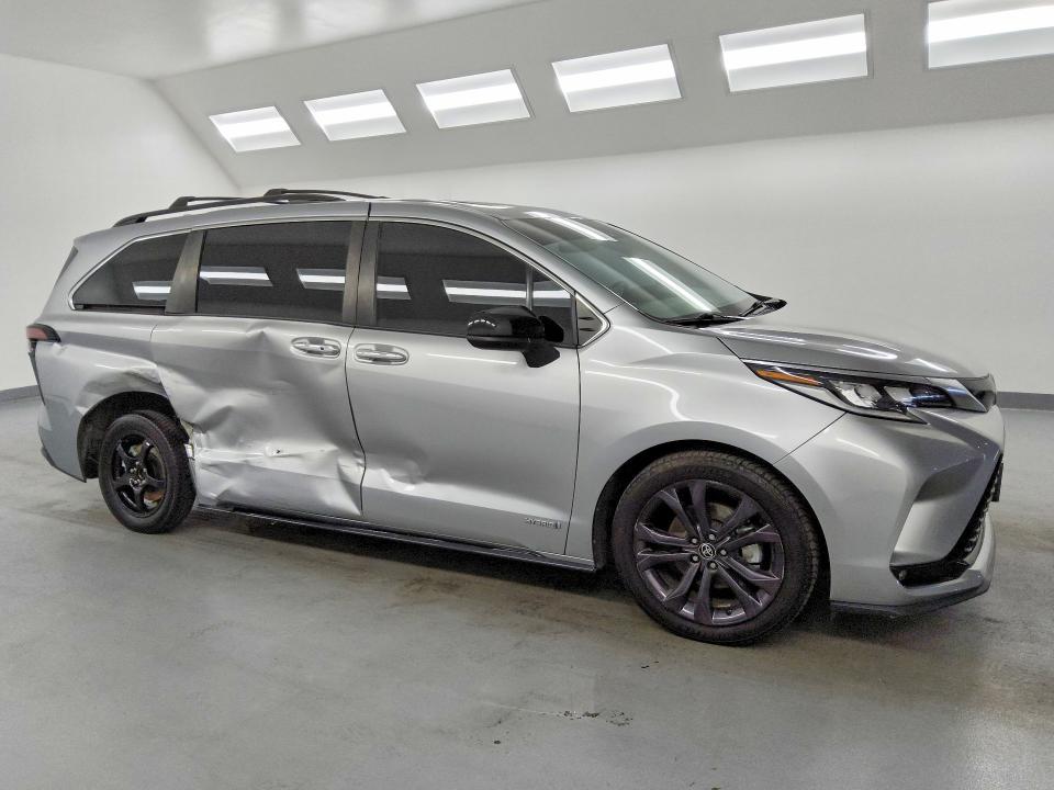 2021 Toyota Sienna მანქანა იყიდება აუქციონზე, vin: 5TDDRKEC8MS053330, აუქციონის ნომერი: 61558456