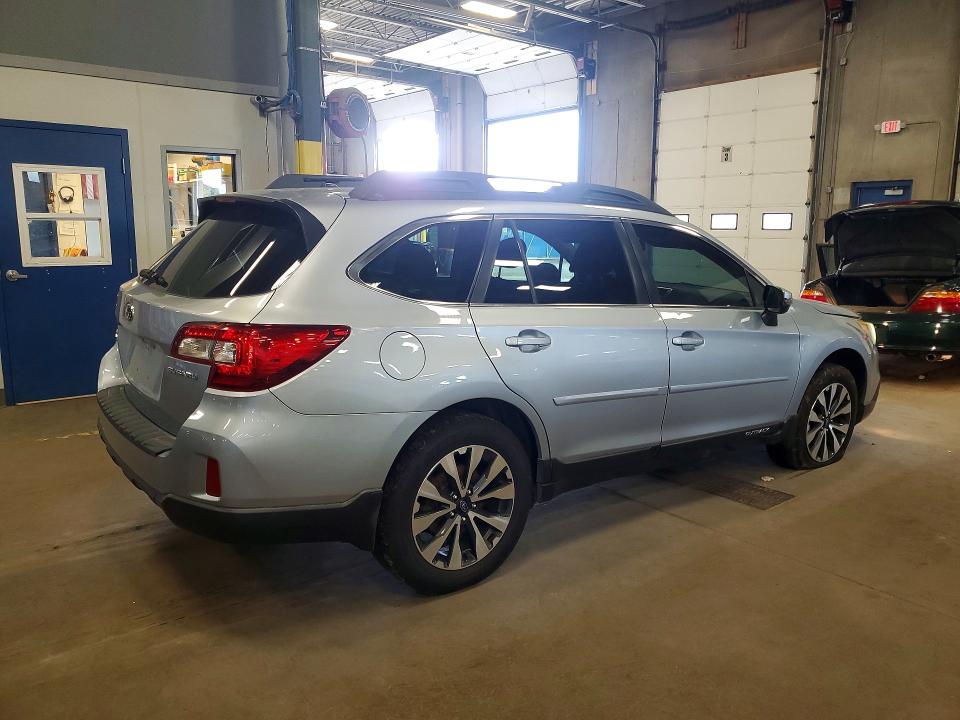 Auction sale of the 2015 Subaru Outback, vin: 4S4BSBNC1F3353030, lot number: 59894756
