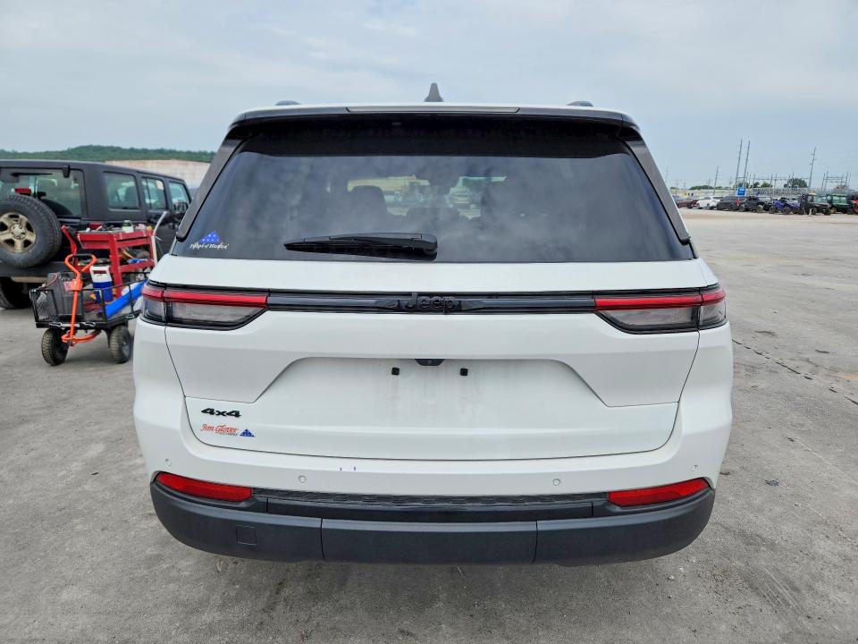 Продажа на аукционе авто 2025 Jeep Grand Cherokee, vin: 1C4RJHAG9S8784455, номер лота: 61842886