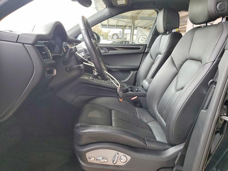 59730406 :رقم المزاد ، WP1AB2A53JLB31314 vin ، 2018 Porsche Macan مزاد بيع