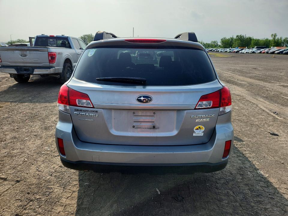 61711376 :رقم المزاد ، 4S4BRHBC9A3365809 vin ، 2010 Subaru Outback مزاد بيع