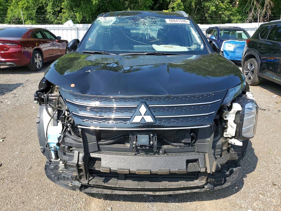 Продажа на аукционе авто 2024 Mitsubishi Outlander, vin: JA4J4VA83RZ630933, номер лота: 60847246