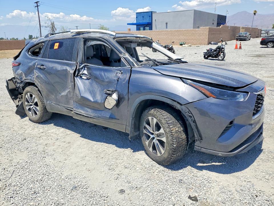 Продажа на аукционе авто 2023 Toyota Highlander Hybrid, vin: 5TDKARAH0PS018164, номер лота: 61181746