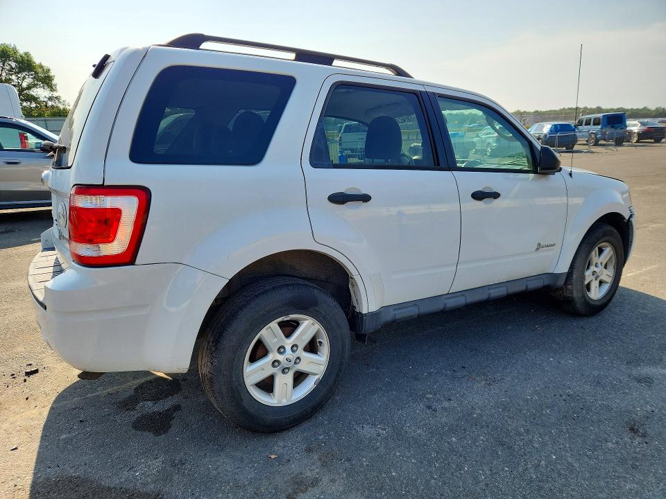 2011 Ford Escape მანქანა იყიდება აუქციონზე, vin: 1FMCU5K35BKB48850, აუქციონის ნომერი: 55121416
