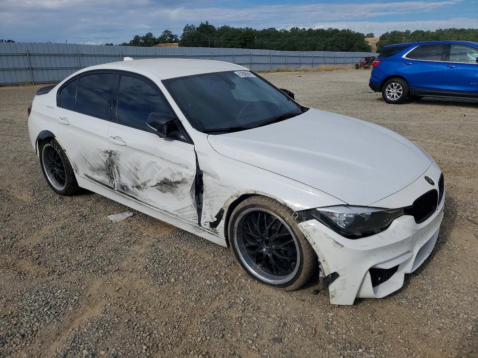 61808646 :رقم المزاد ، WBA8E9G50GNU28414 vin ، 2016 Bmw 328 مزاد بيع